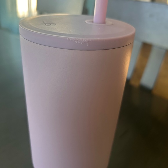 Simple Modern 40oz Trek Tumbler in Lavender Mist. - Picture 5 of 5